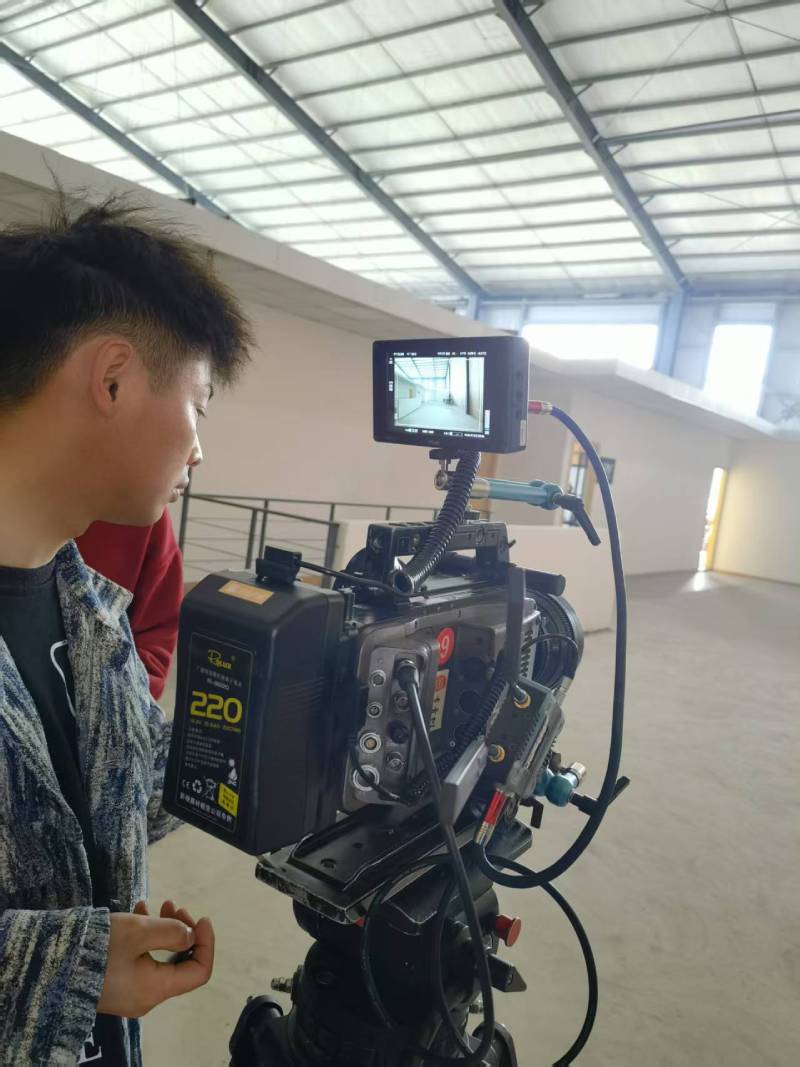 嘉鱼县电商产品视频拍摄制作：小成本也能产出高质感内容？